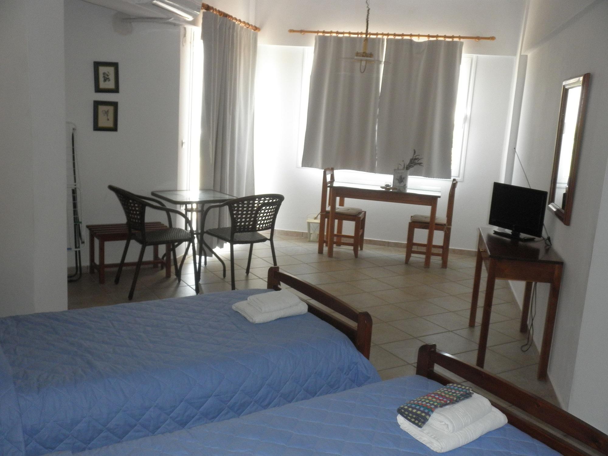 Anthemis Aparthotel สตาวรอช ภายนอก รูปภาพ